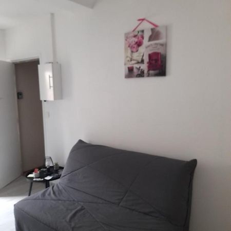 Promo Studio Wi-Fi A Courseulles-Sur-Mer Au 1Er Etage Exterior photo